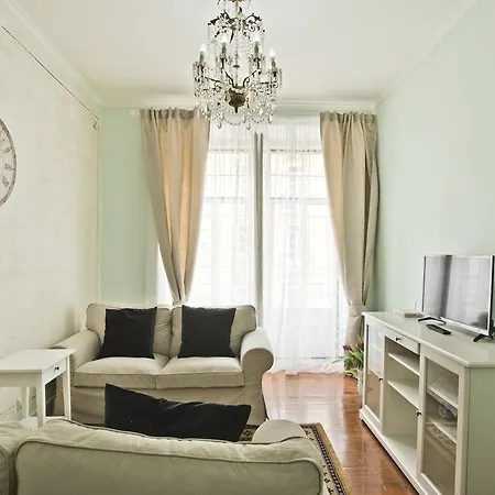 Bmyguest - Arroios Charming Apartment