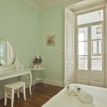 Bmyguest - Arroios Charming Apartment